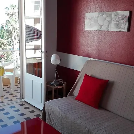 Studio In Near The Beach&the Port Appartamento